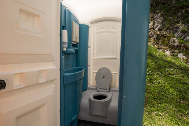 Best High-end porta potty rental  in Lakeport, CA
