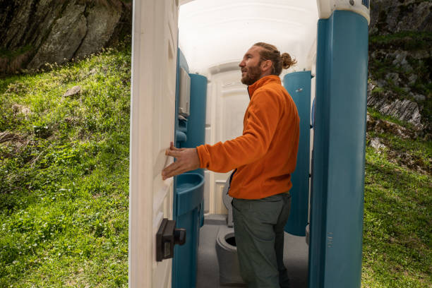 Best Portable restroom trailer rental  in Lakeport, CA